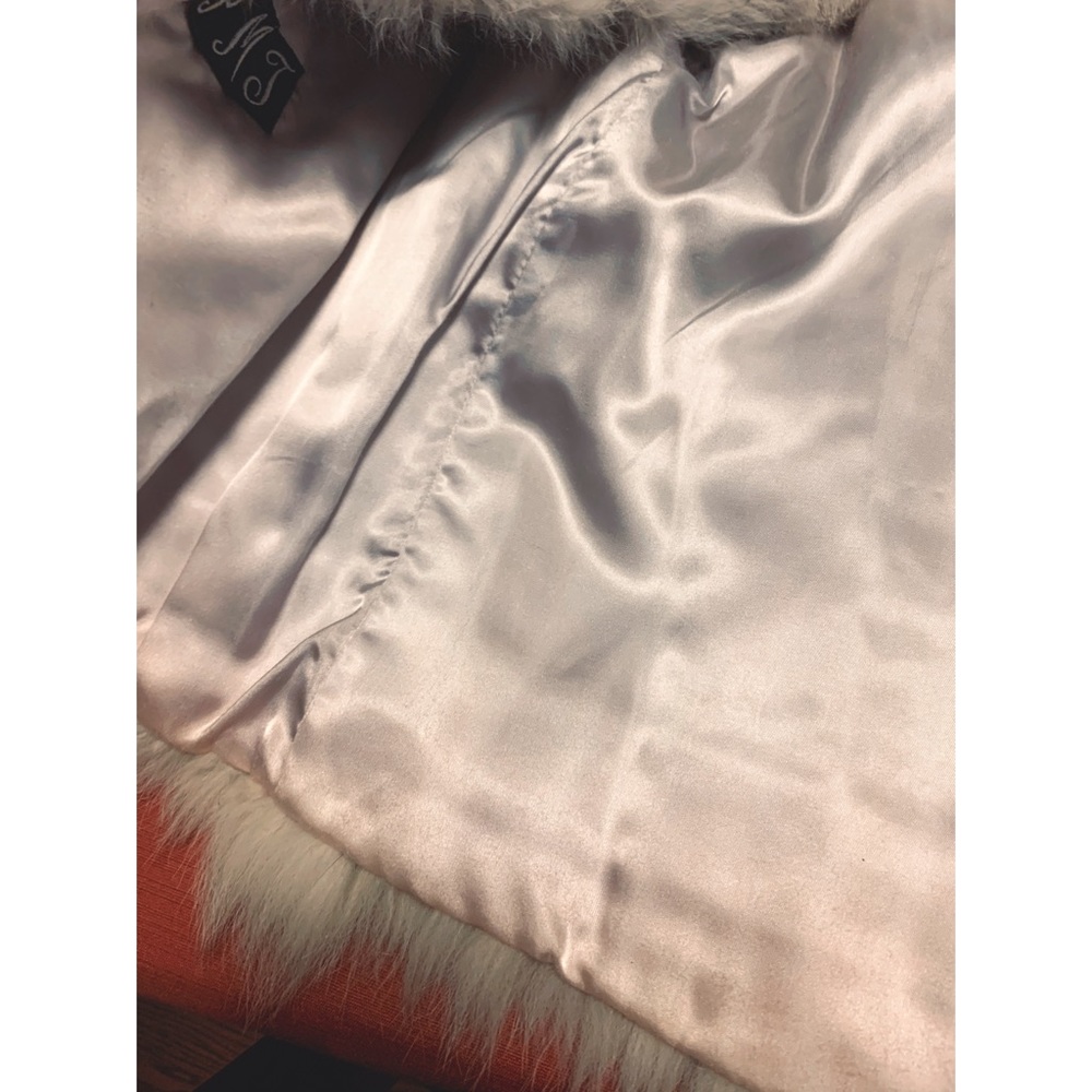 Cream Faux Fur Jacket - Women's Cozy Coat - Picture 7 of 12